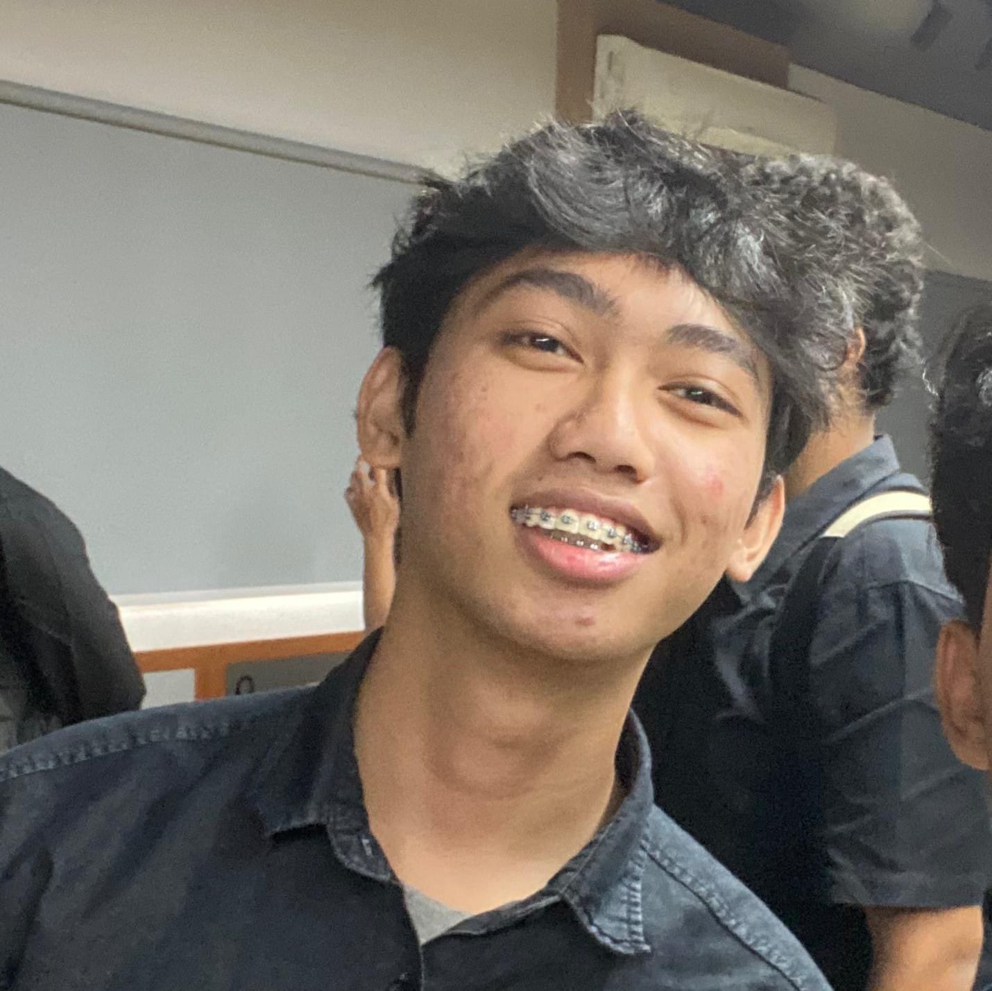 Profile Zenifen Agusti